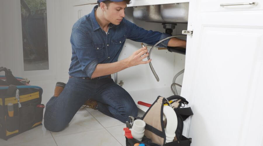 Professional same day plumber in Yancey, TX